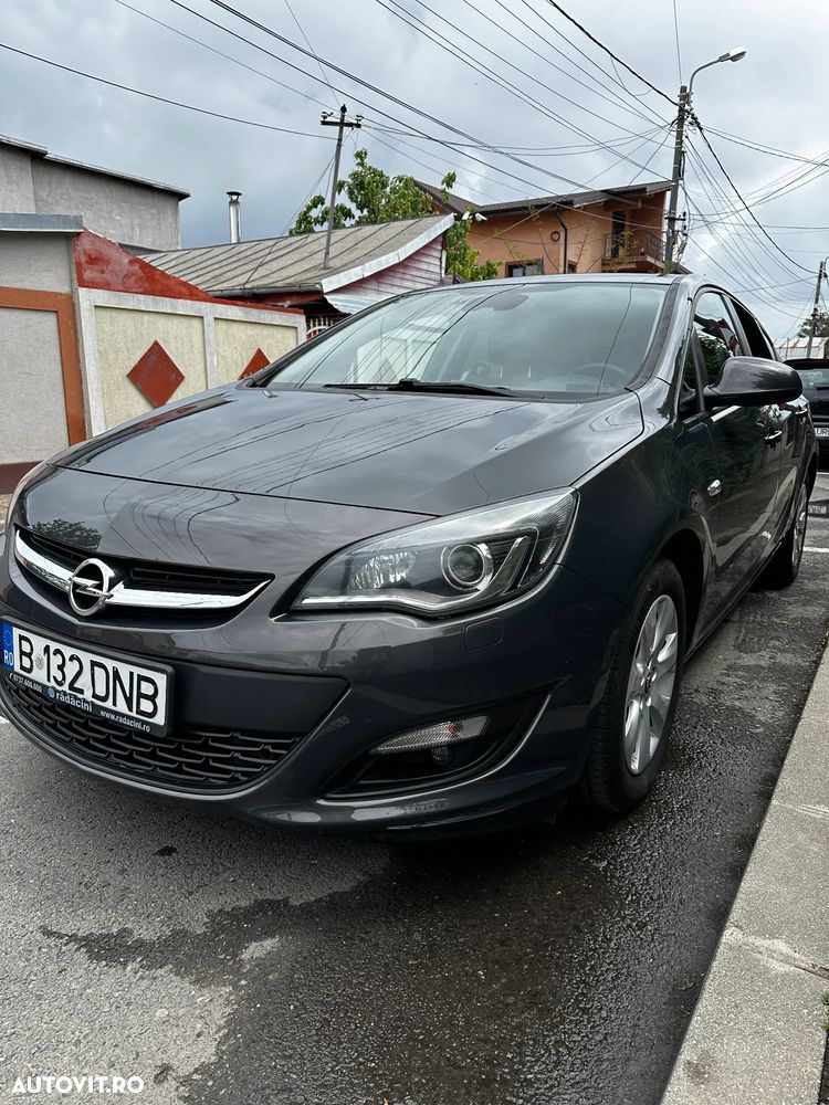 Opel Astra 1.4 Turbo - 2