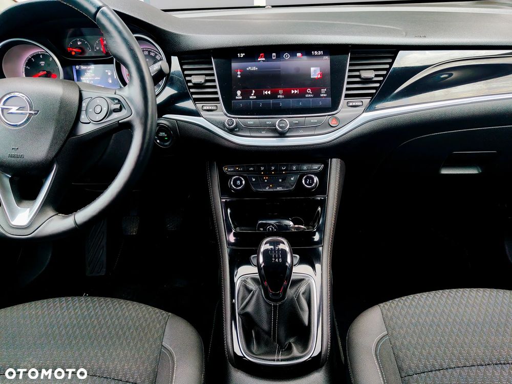 Opel Astra 1.4 Turbo Innovation - 34