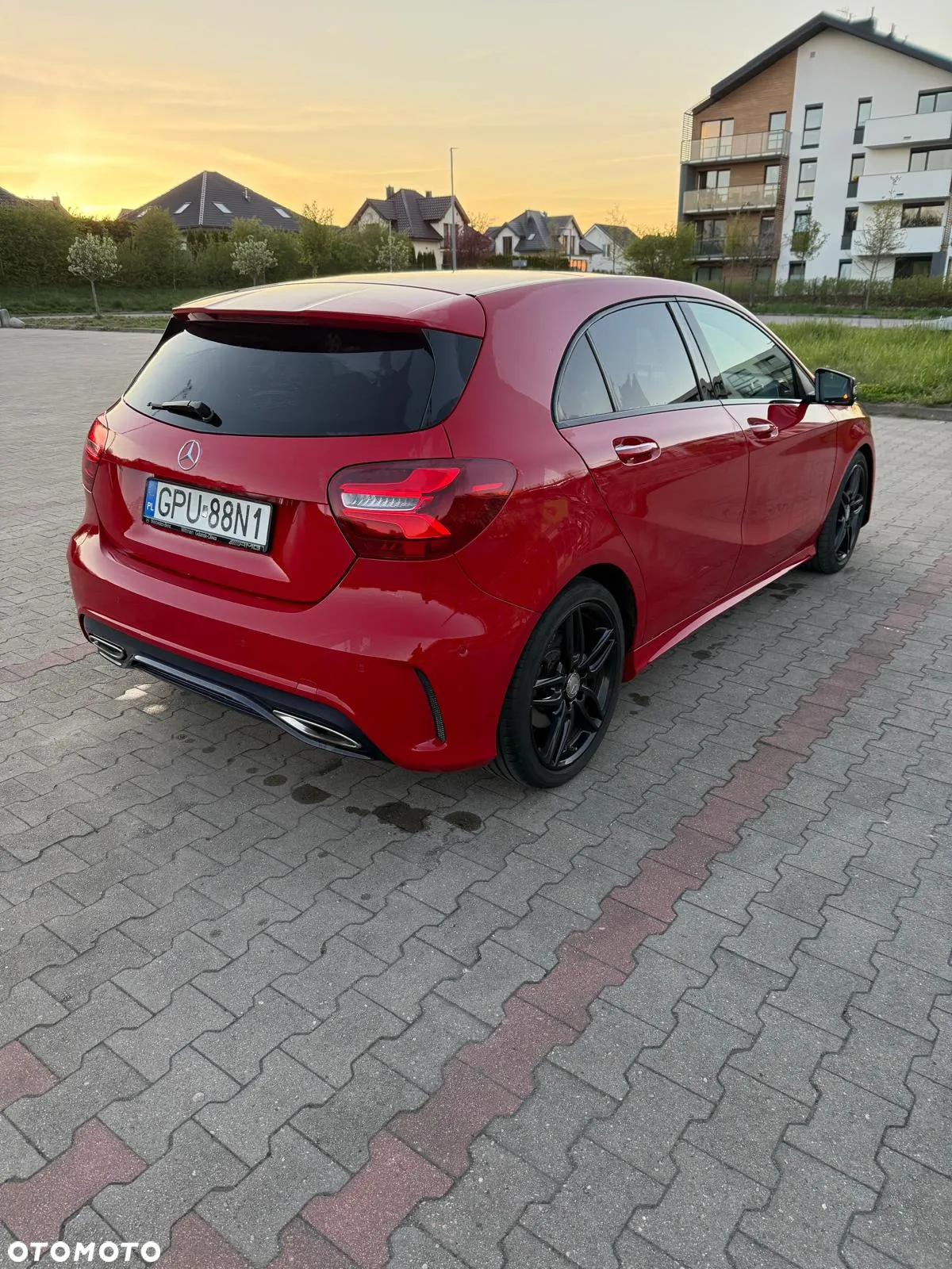 Mercedes-Benz Klasa A 220 d 4-Matic AMG Line - 2
