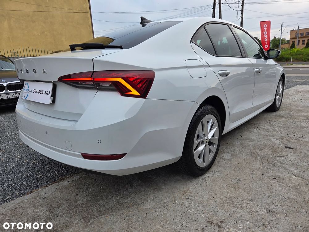 Skoda Octavia 1.5 TSI ACT Ambition - 9