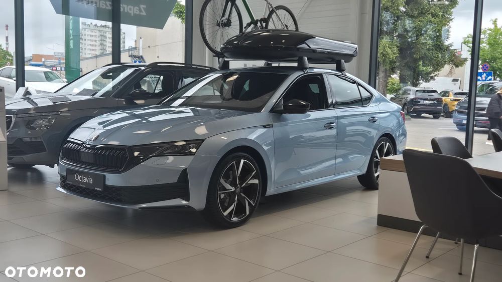 Skoda Octavia ver-1-5-tsi-mhev-sportline-dsg - 15