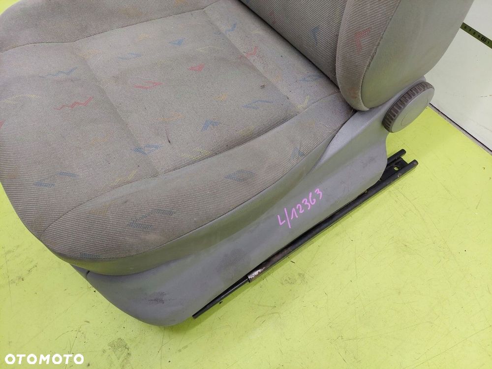 Fotel Przedni lewy VW Caddy III 2004-2010 6Q4881105CF ORYGINAŁ - 4