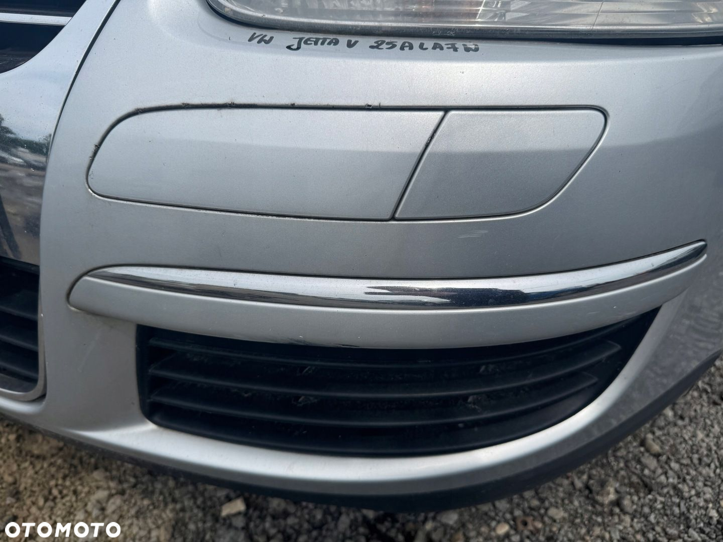 VW JETTA V ZDERZAK PRZÓD PRZEDNI LA7W - 12