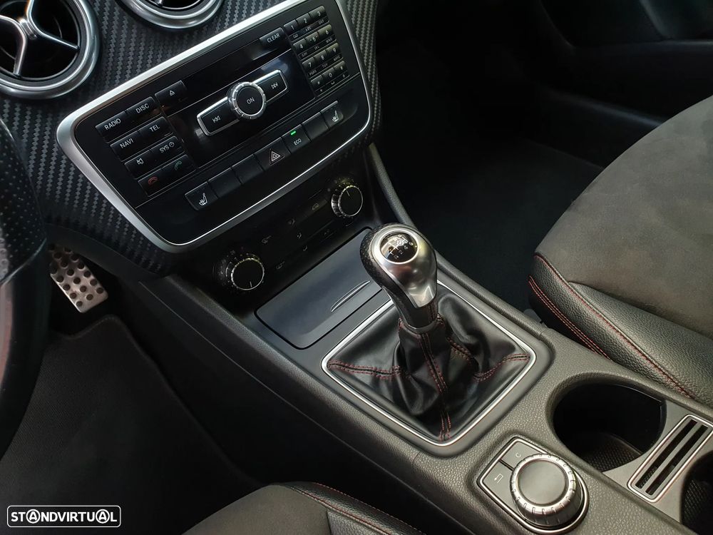 Mercedes-Benz A 200 CDI AMG Line - 15