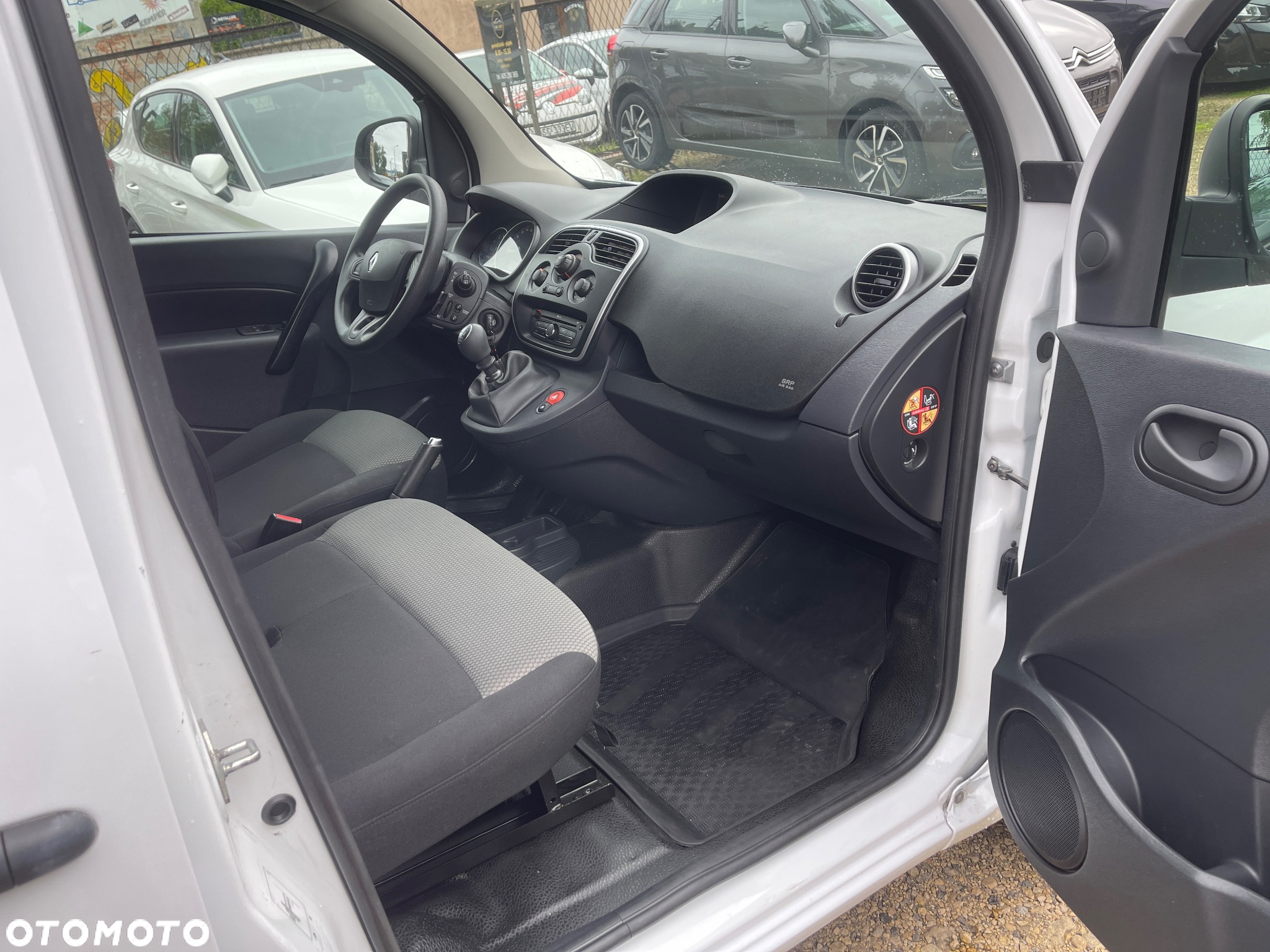 Renault KANGOO - 15