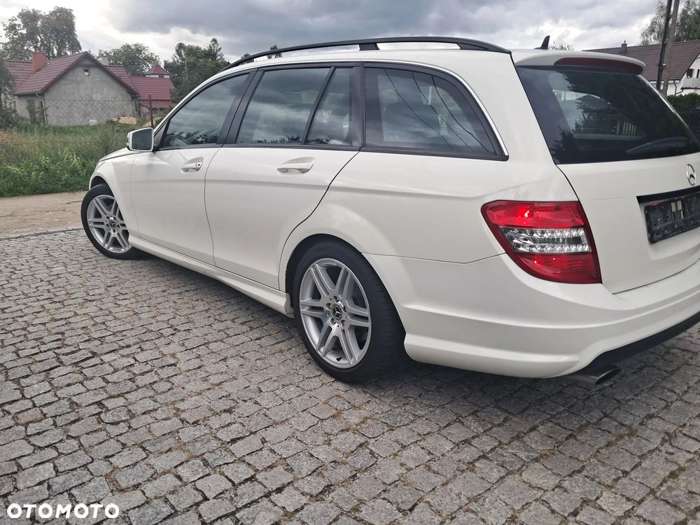 Mercedes-Benz Klasa C 220 CDI DPF Automatik Avantgarde - 16