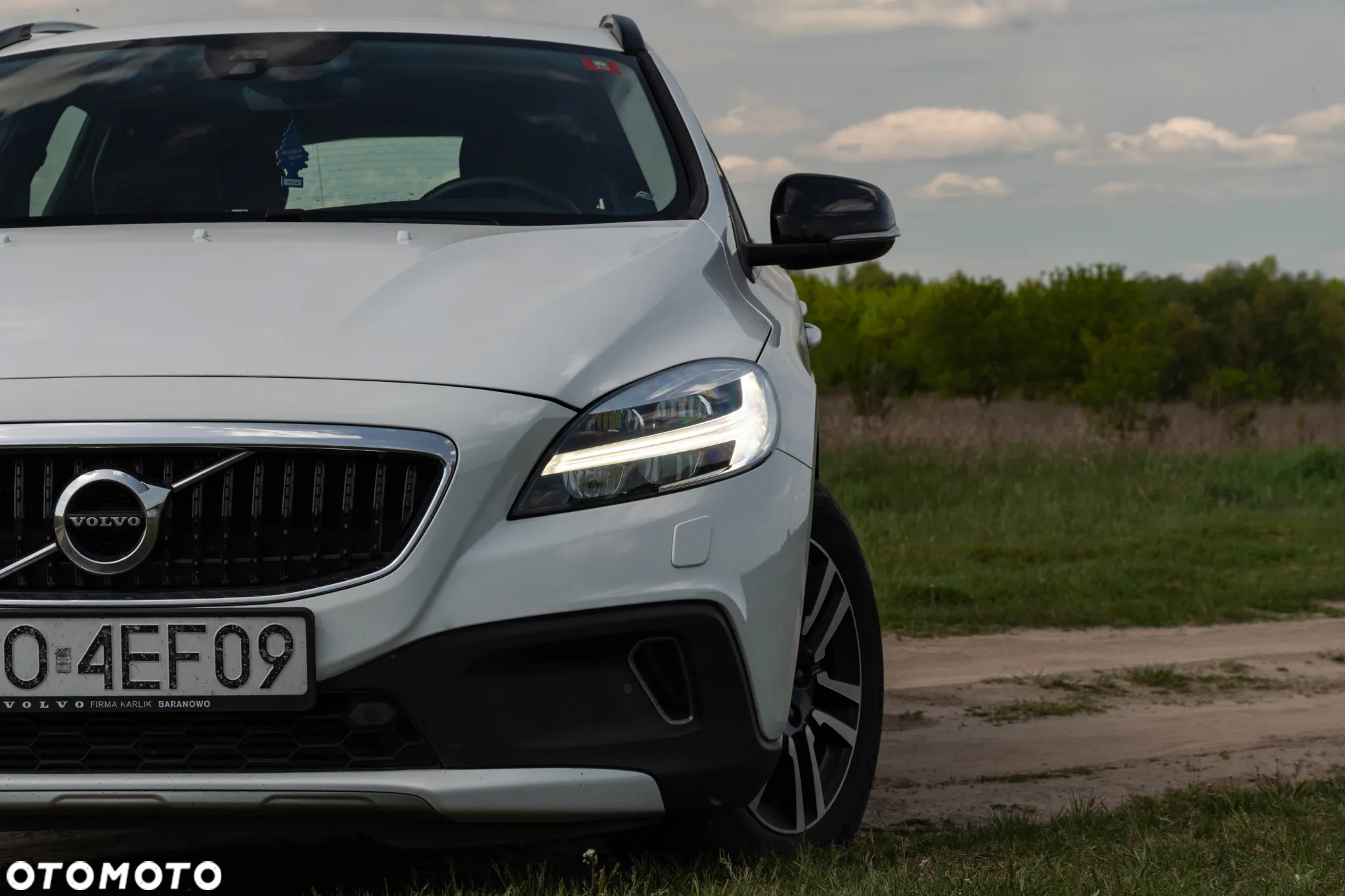 Volvo V40 T3 Drive-E Momentum - 11
