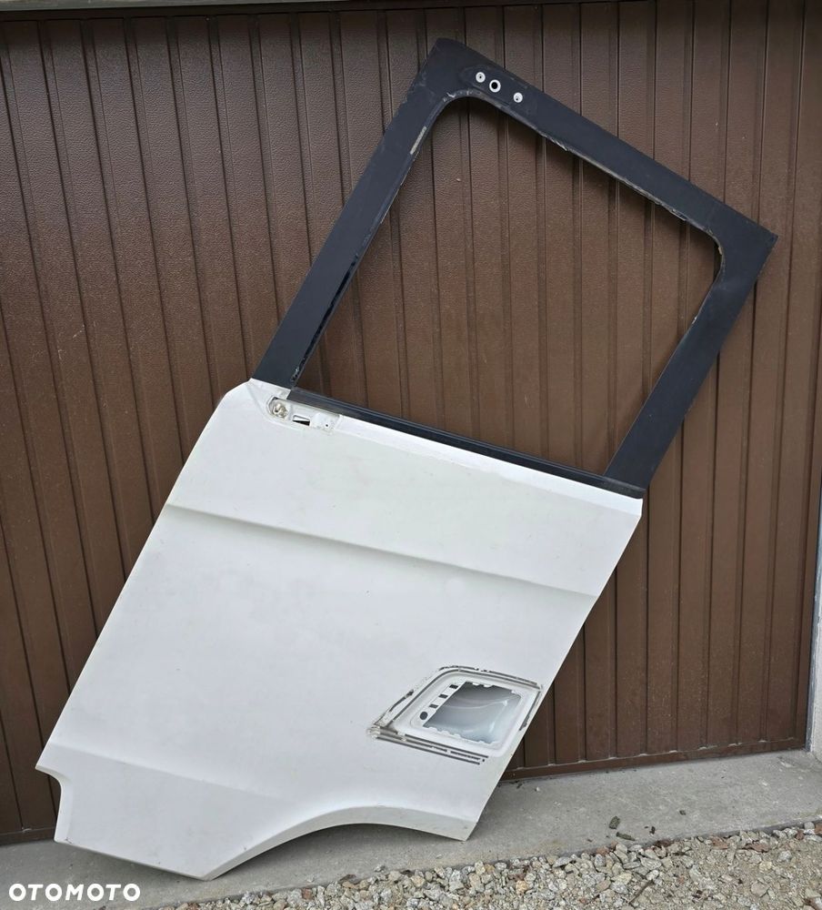 DRZWI LEWE SCANIA S NGS NTG 2653998