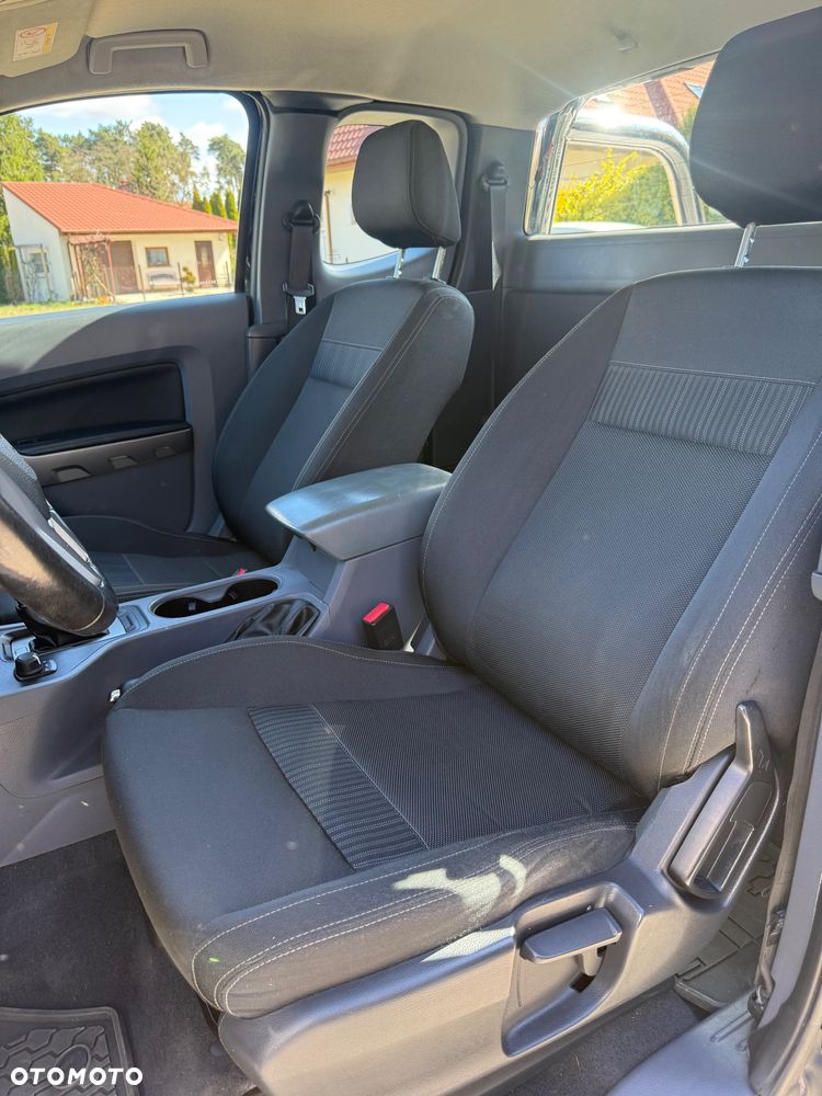 Ford Ranger Autm XLT - 25