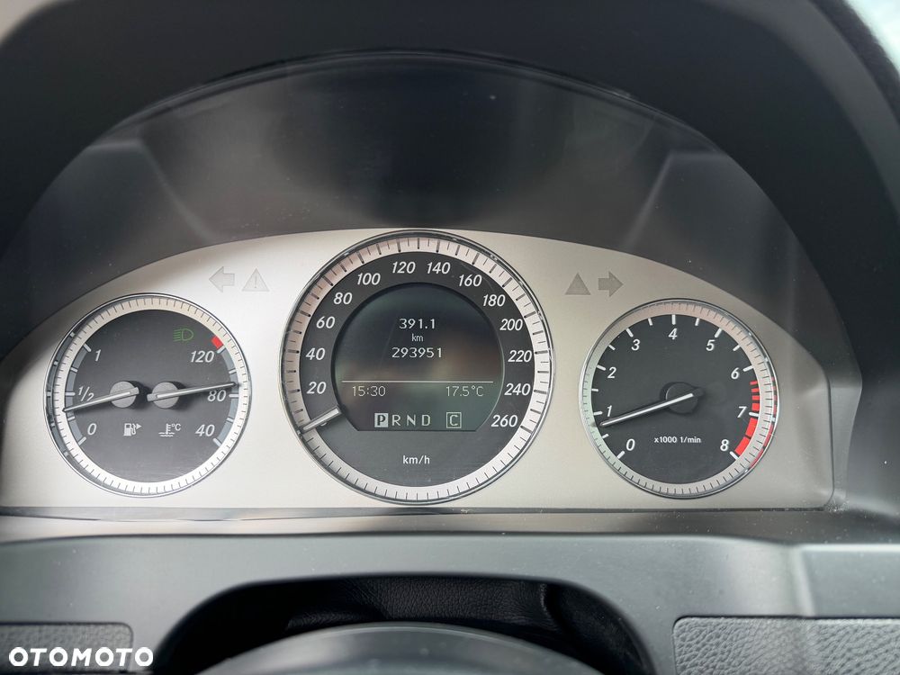 Mercedes-Benz Klasa C 180 Kompressor Automatik BlueEFFICIENCY Avantgarde - 23