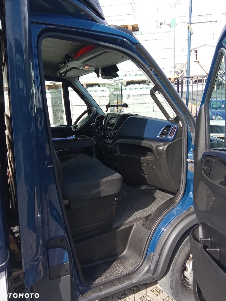 Iveco DAILY 70C18 EURO 6 - 12
