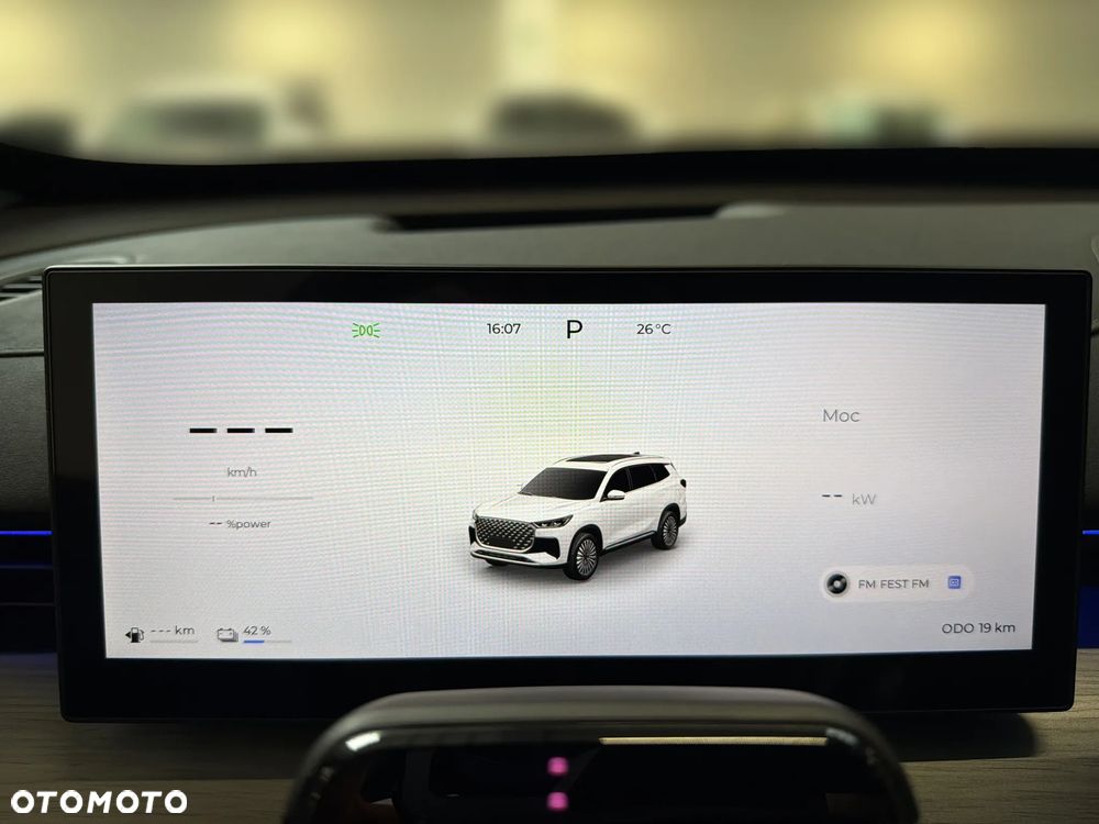 Chery Tiggo 8 1.5 T-GDI Super Hybrid Prestige DCT - 18