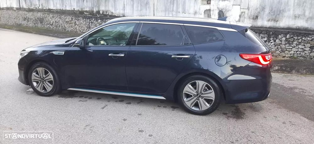 Kia Optima SW - 28