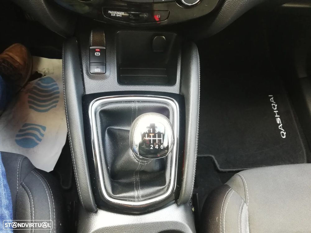 Nissan Qashqai 1.5 dCi N-CONNECTA - 14