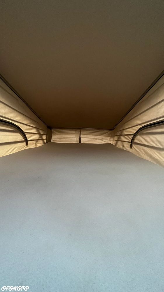 Mercedes-Benz Klasa V - 12