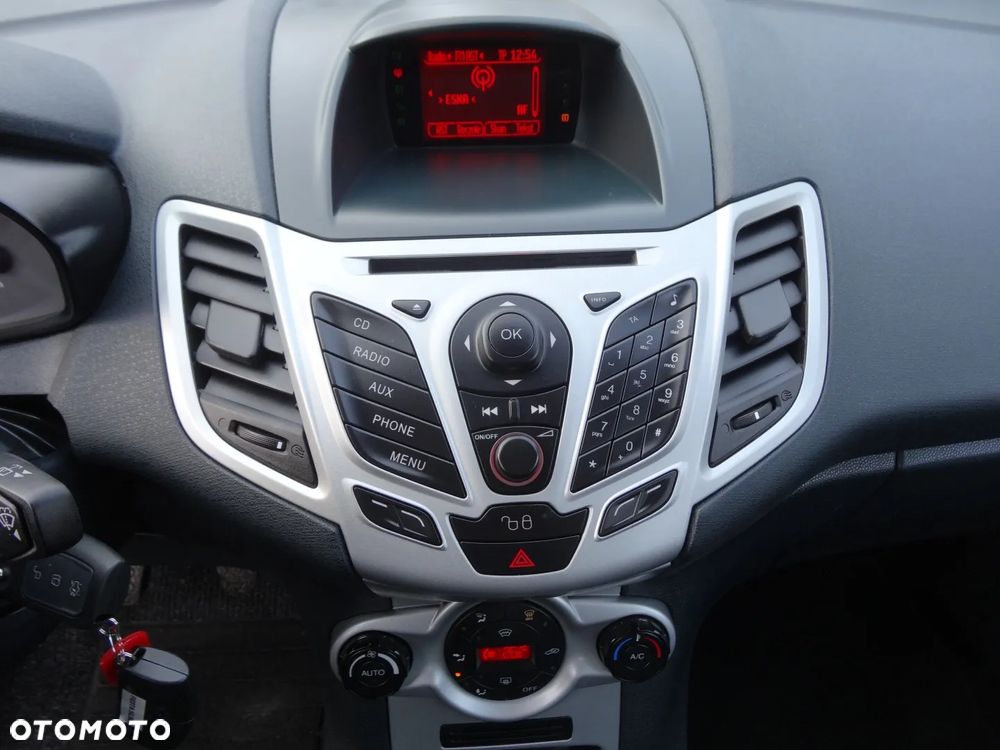 Ford Fiesta 1.25 Titanium EU5 - 22