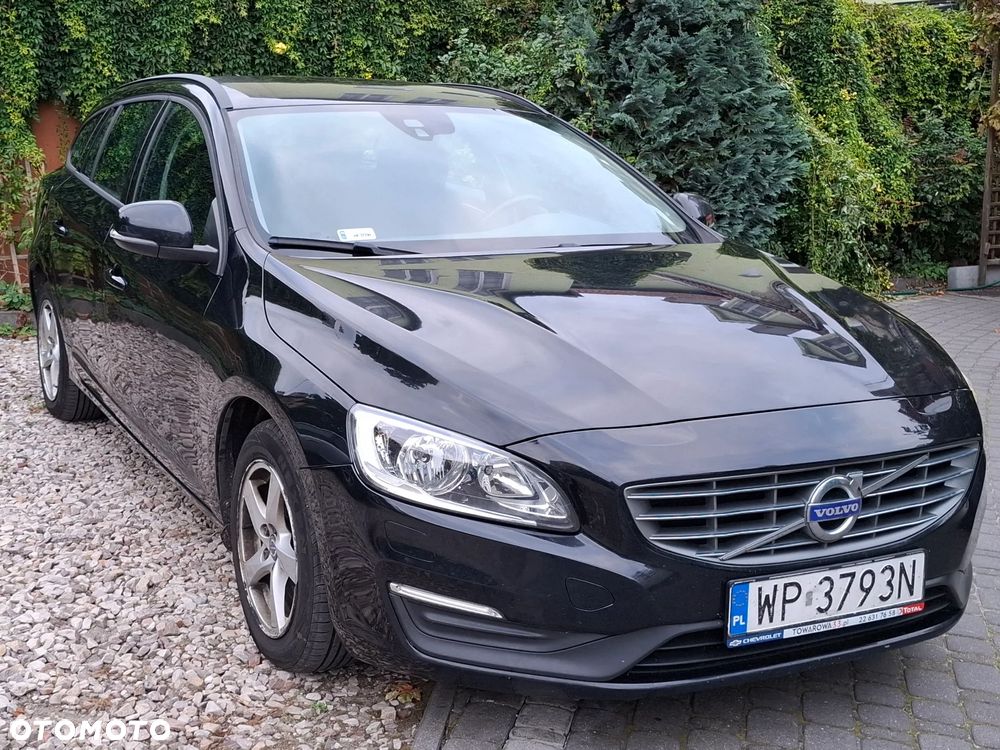 Volvo V60 D3 Summum - 1