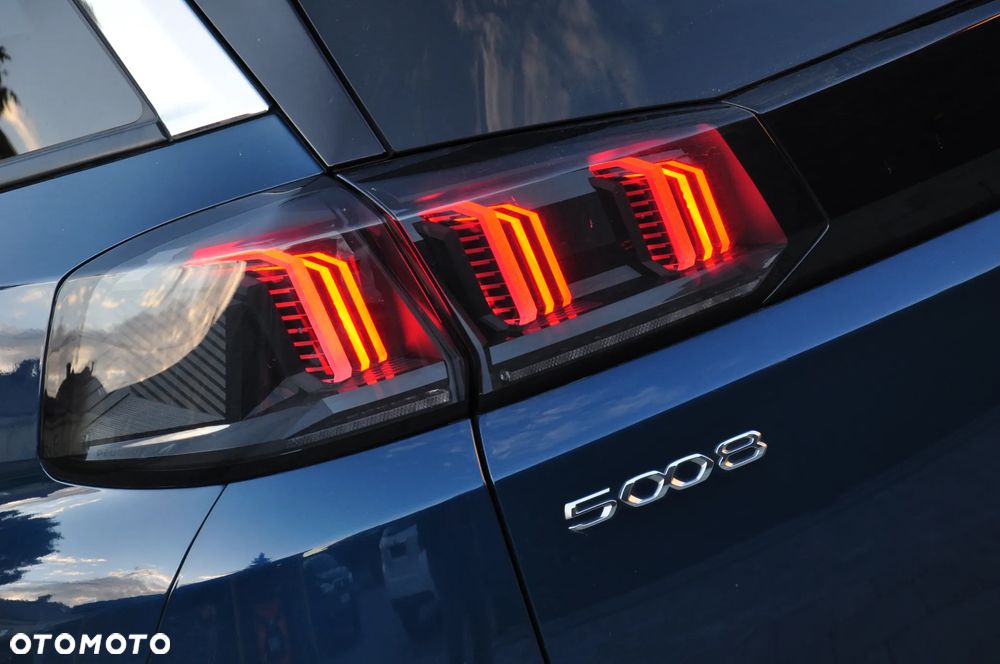 Peugeot 5008 BlueHDi 130 EAT8 Allure Pack - 25