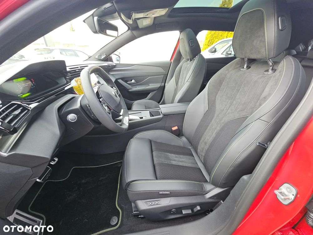 Peugeot 408 - 12