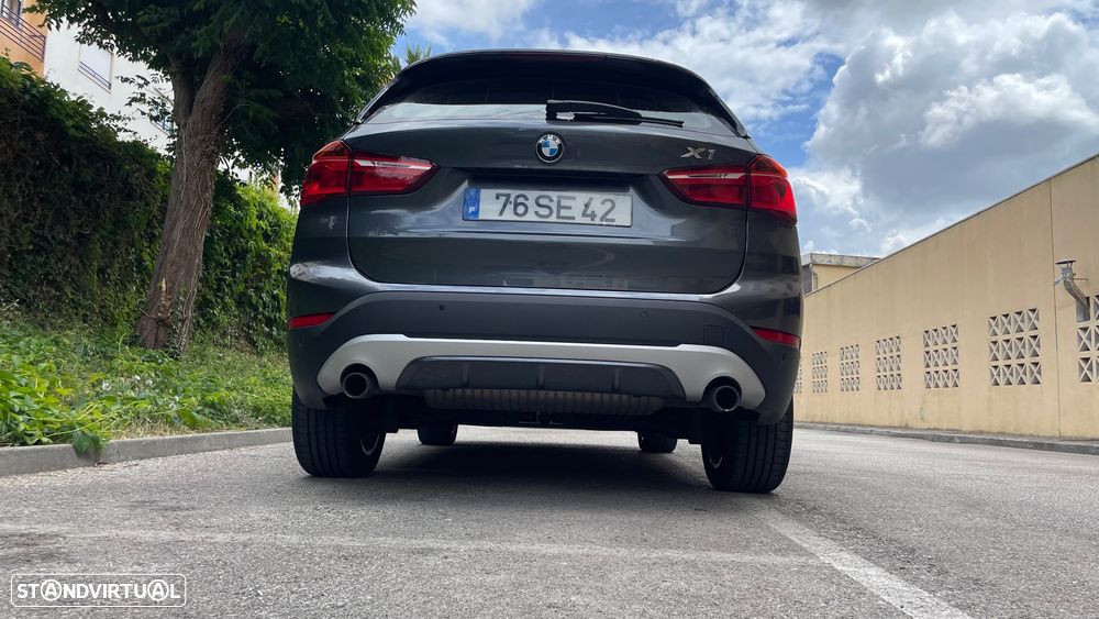 BMW X1 20 d sDrive Auto Line Sport - 11