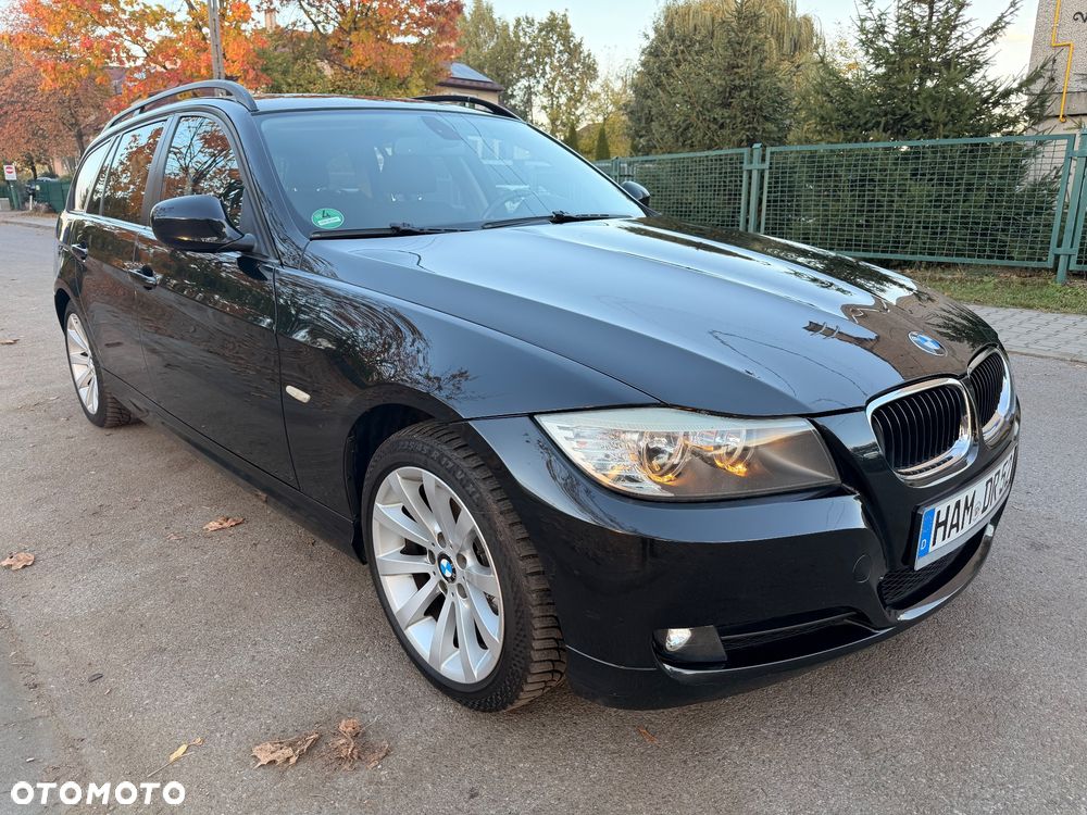 BMW 3 Series 2009 photo 3