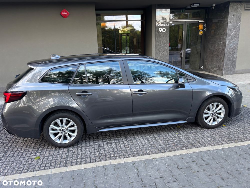 Toyota Corolla 1.8 Hybrid Comfort - 19