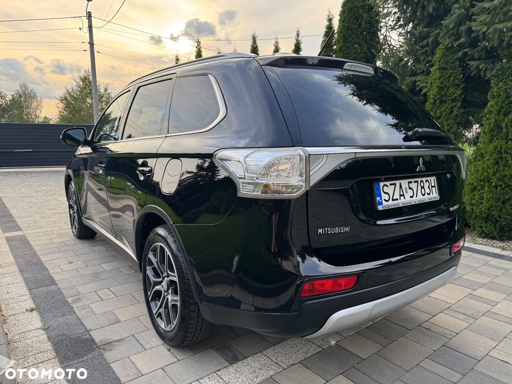Mitsubishi Outlander 2.2 DID Intense - 6