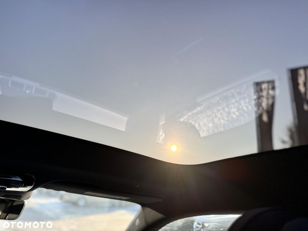 Mercedes-Benz CLA 220 4Matic - 12