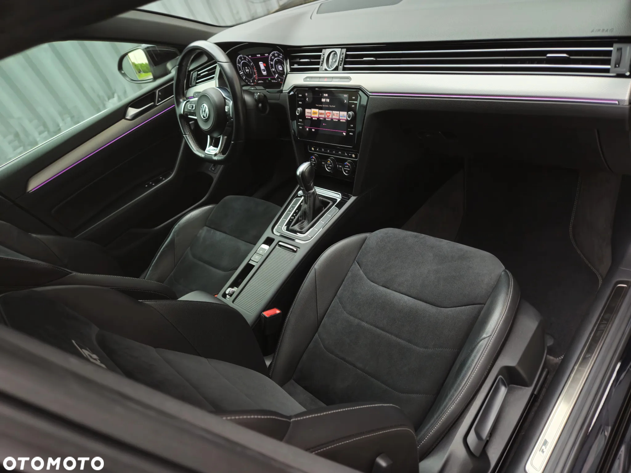 Volkswagen Arteon 2.0 TSI DSG R-Line Edition - 27