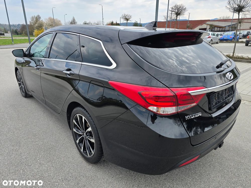 Hyundai i40 Kombi 1.7 CRDi DCT Premium - 28