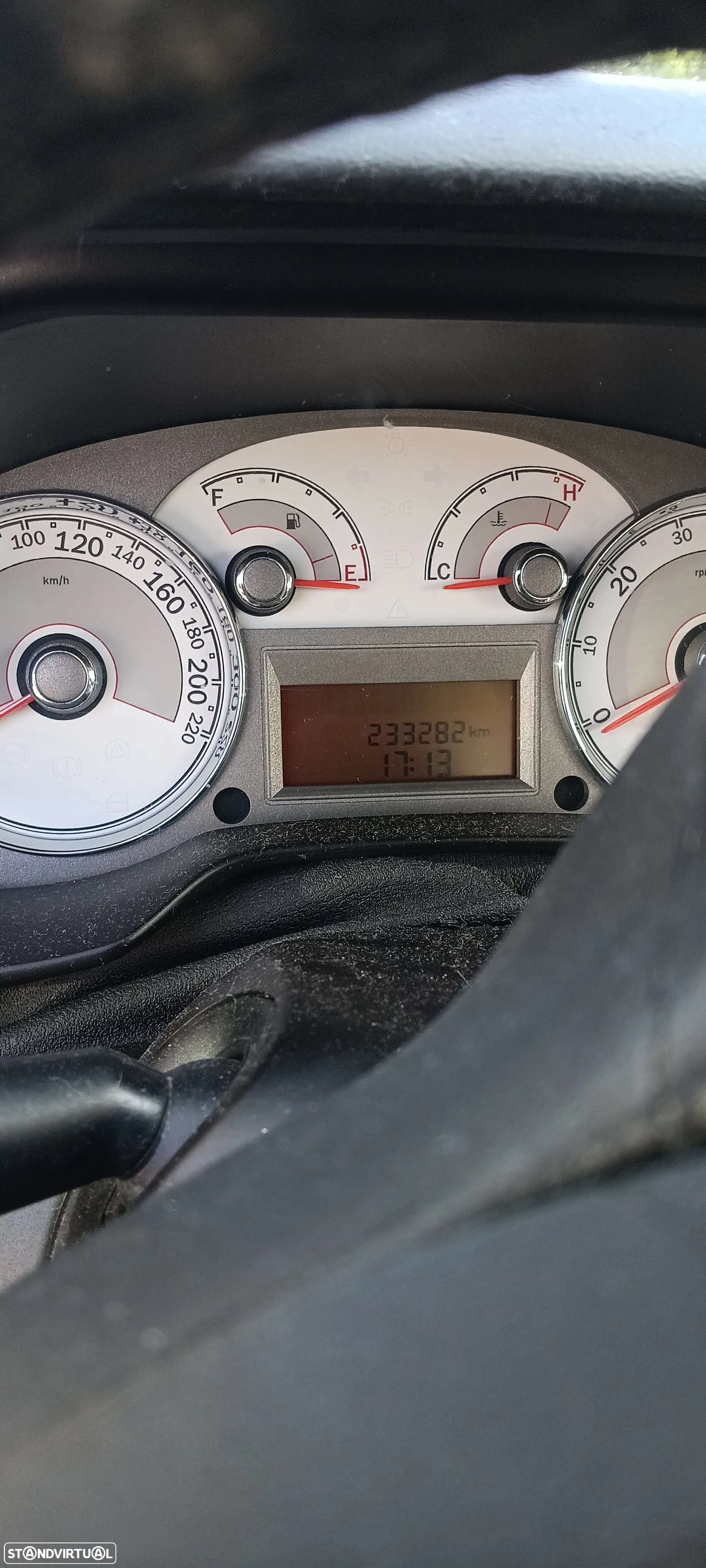 Fiat Linea 1.3 M-Jet Emotion - 11