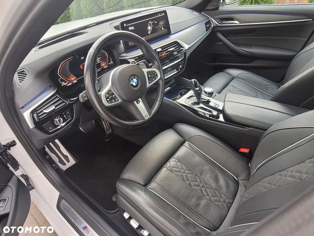 BMW Seria 5 540i xDrive M Sport sport - 17