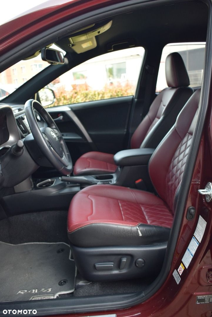 Toyota RAV4 - 13