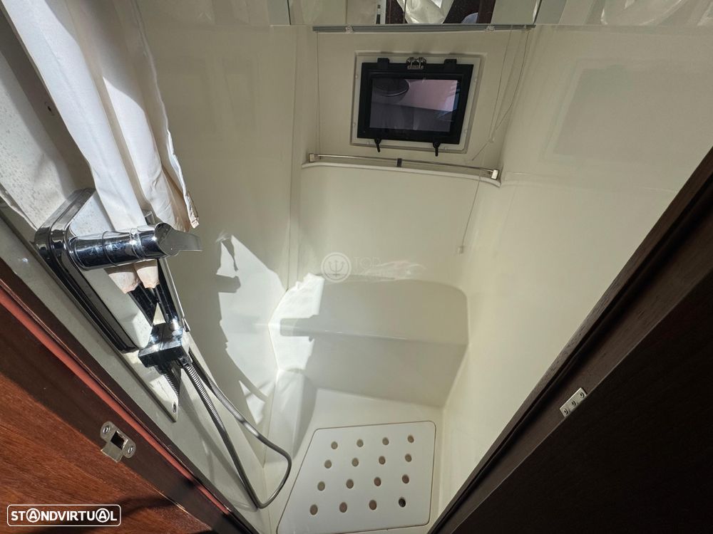 Galeon 380 FLY - 23