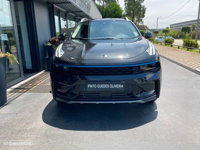 Lynk & Co 01 - 2