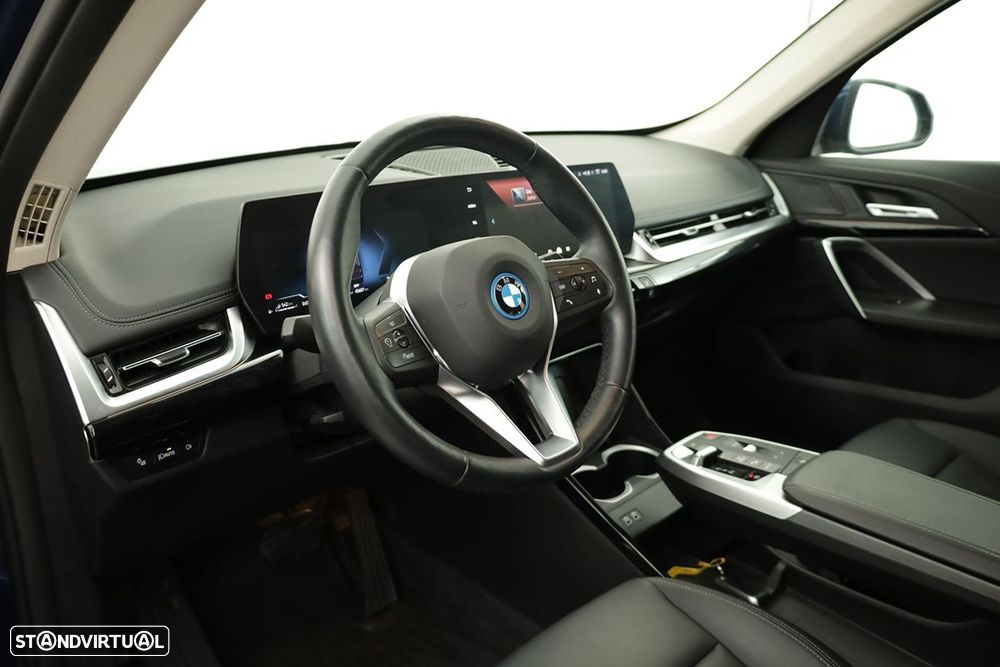 BMW X1 xDrive25e - 8