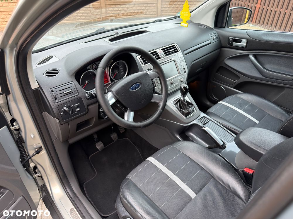Ford Kuga 2.0 TDCi Titanium - 9