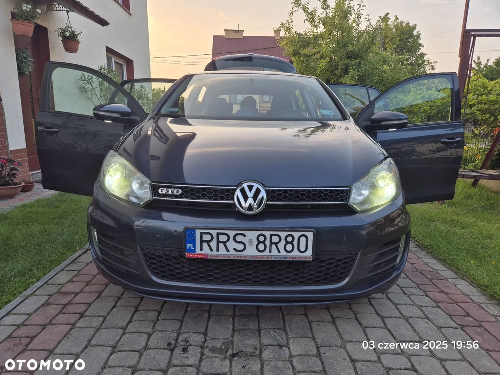 Volkswagen Golf 2.0 TDI Comfortline - 13