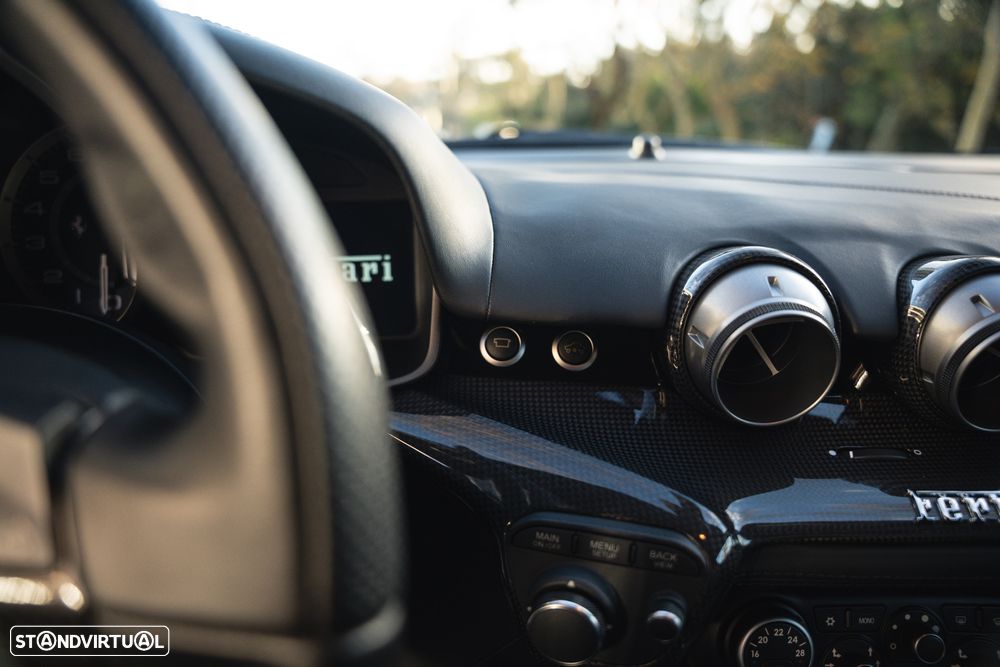 Ferrari F12 Berlinetta Standard - 33