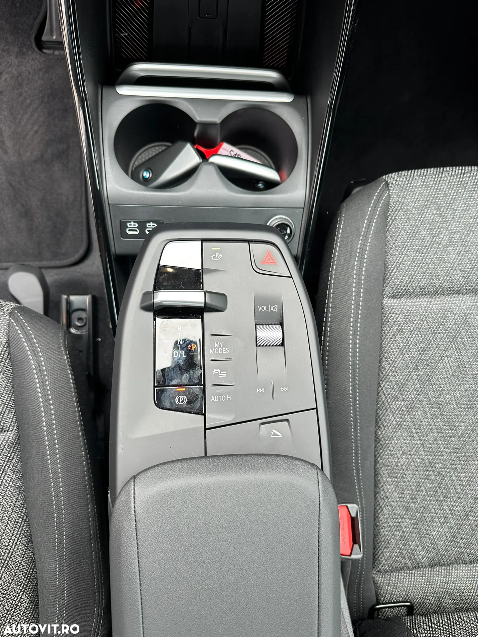 BMW X1 sDrive18i Aut. xLine - 32