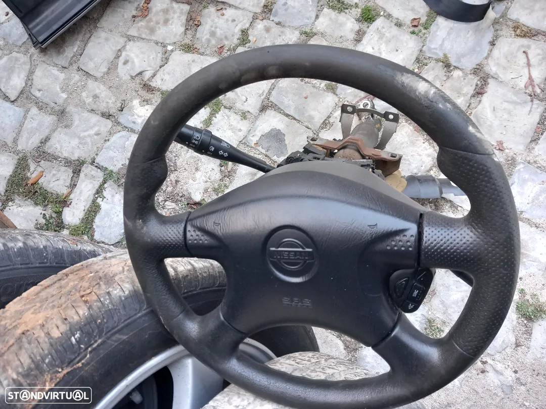 Nissan almera n16 para peças ler descricao - 39