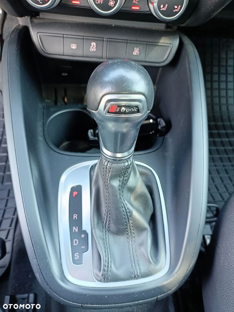 Audi A1 1.6 TDI Attraction S tronic - 21