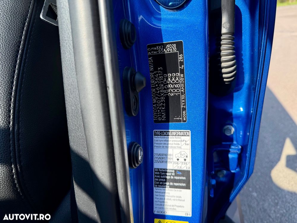 Toyota C-HR 1.8 HSD 4x2 CVT C-ult LED - 7