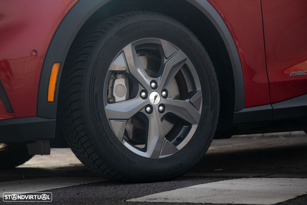 Ford Mustang Mach-E 75.7 kWh Premium AWD - 6