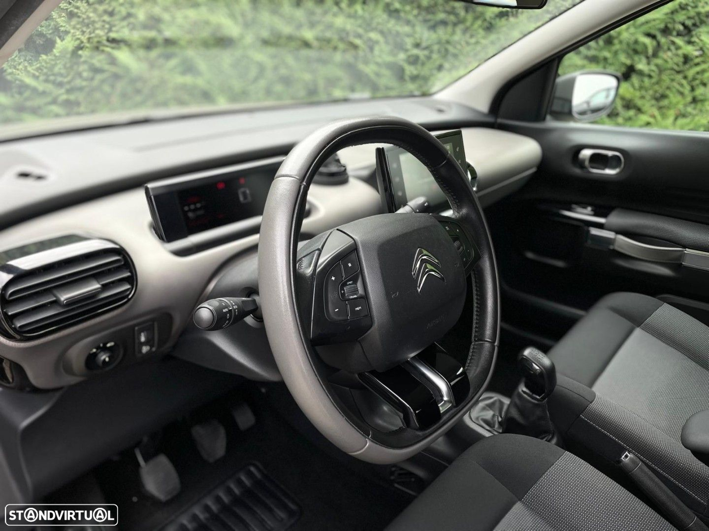 Citroën C4 Cactus 1.2 PureTech Shine - 9