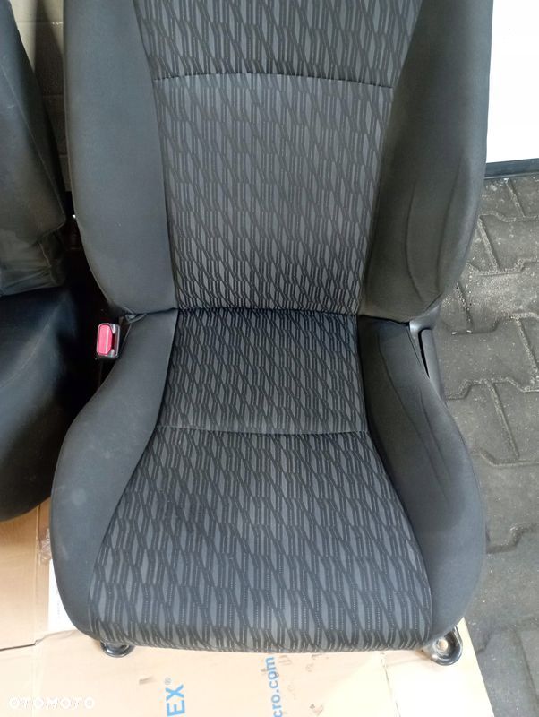 TOYOTA YARIS III 3 FOTELE SIEDZENIA KANAPA - 8