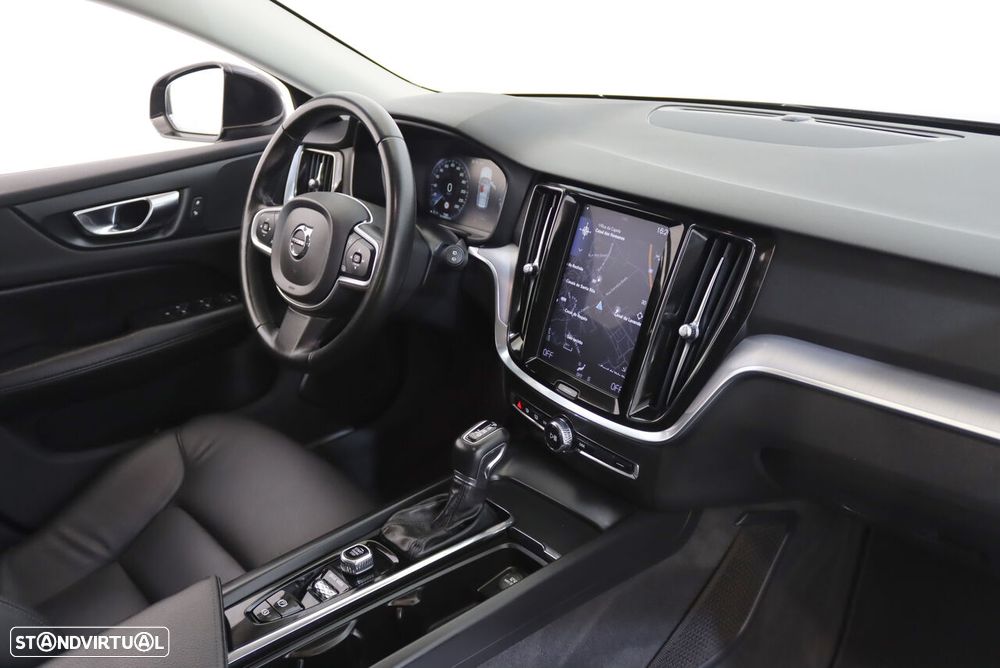 Volvo V60 2.0 D4 Momentum Plus Geartronic - 9