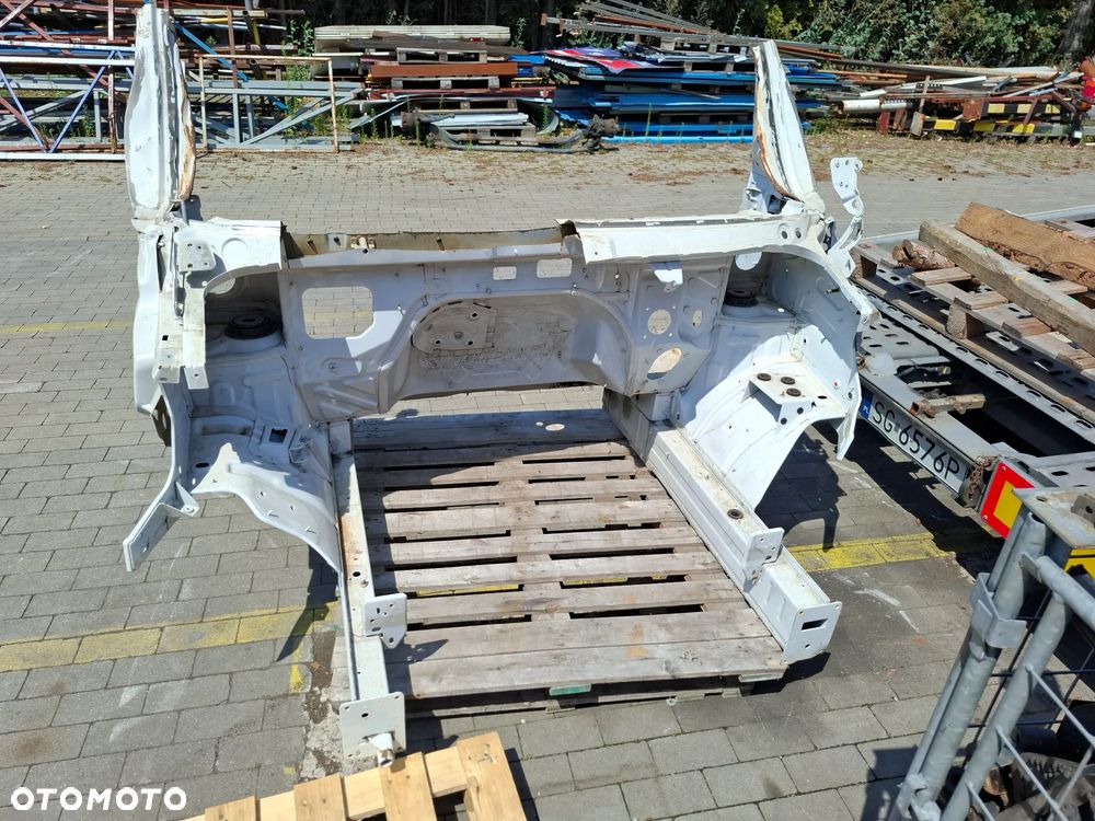 Podłużnice kompletne P/L strona Mercedes Sprinter 2018r - 3