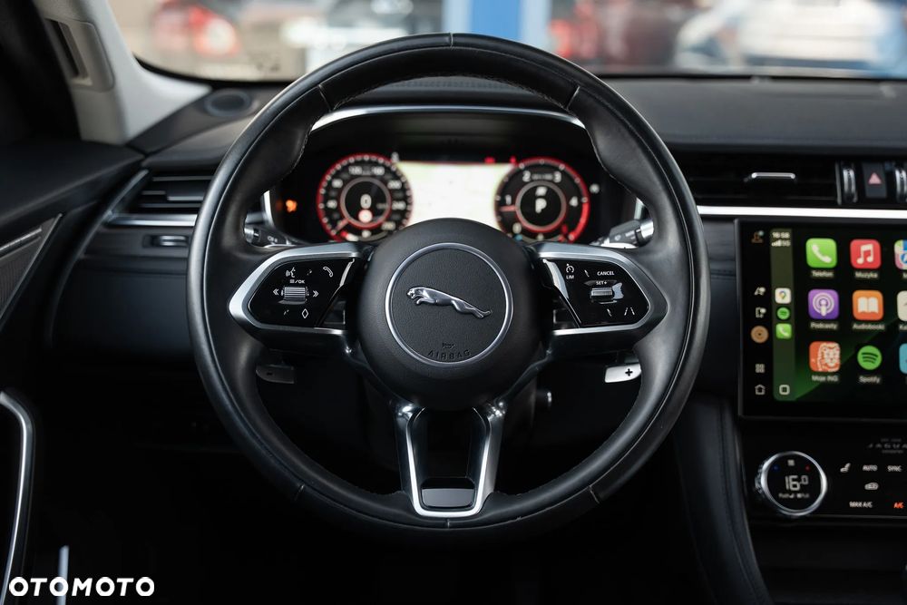 Jaguar F-Pace D200 AWD R-Dynamic HSE - 27