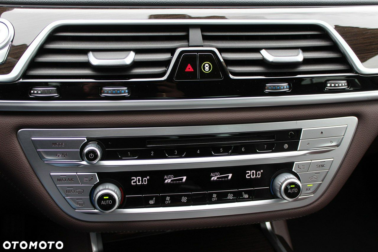 BMW Seria 7 - 19